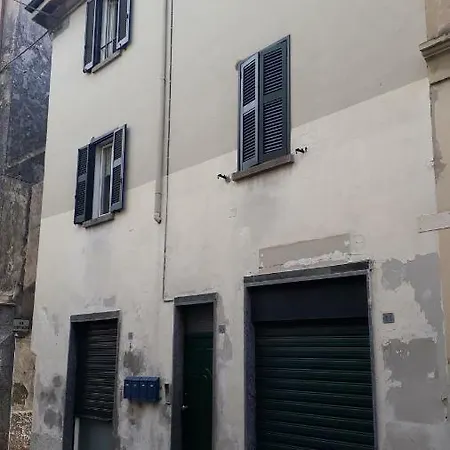 Dervio, Como Lake 德尔维奥
